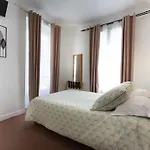 Ideal Hotel