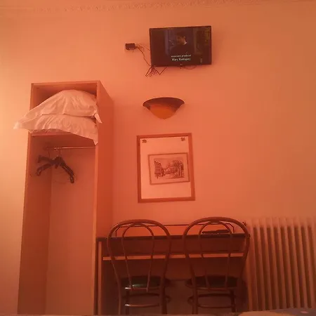 Hotel Ideal Parigi