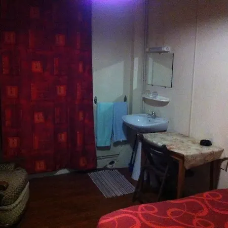 Ideal Hotel 3*