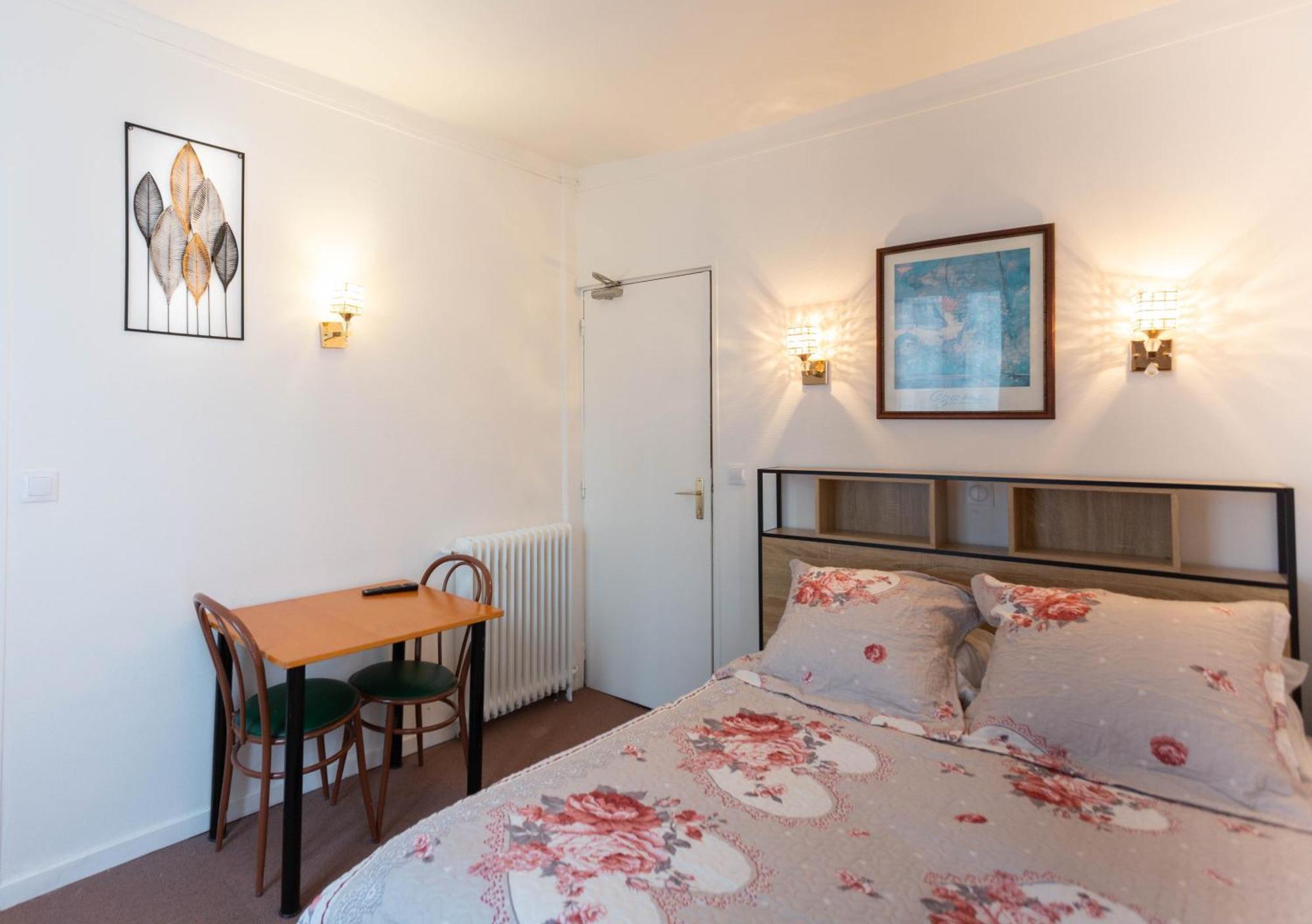 Ideal Hotel 3*