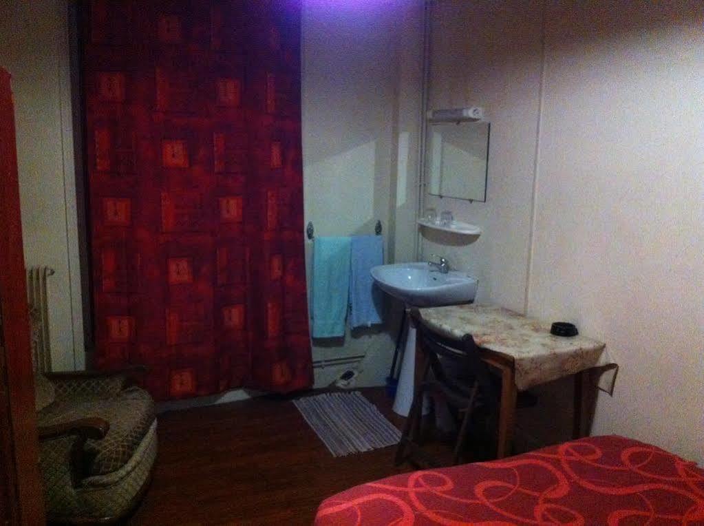 Ideal Hotel 3*