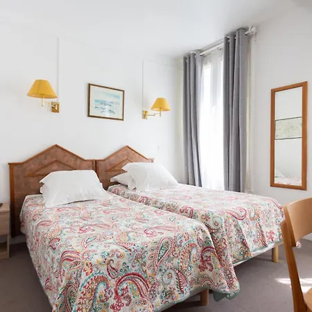 Ideal Hotel